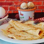 Kefir pancakes with boiling water with holes