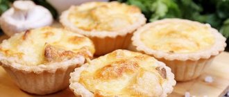 How to cook tartlets with chicken and mushrooms
