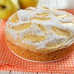 Как приготовить яблочный пирог на сыворотке