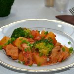 Potatoes with meat and broccoli