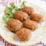 Cutlets with bread - let them always be fluffy! Recipes for cutlets with bread made from minced meat, chicken, various meats and vegetables 