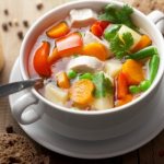 Куриный овощной суп может стать шедевром! Лучшие рецепты куриного овощного супа со сливками, сыром, имбирём, кукурузой, тыквой