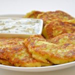 Easy and tasty: cabbage pancakes. Secrets of preparing healthy food 