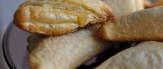 Puff pastry pies with cabbage
