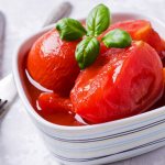 Tomatoes in their own juice - 12 best recipes, you&#39;ll lick your fingers