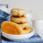 Step-by-step recipe for making fried meat pies