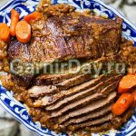 Roast beef with carrots and light sauce