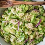 Salad with avocado and cucumber - delicious recipes
