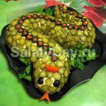 Салат змейка с сайрой