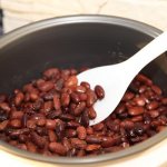 Cooking beans in a slow cooker